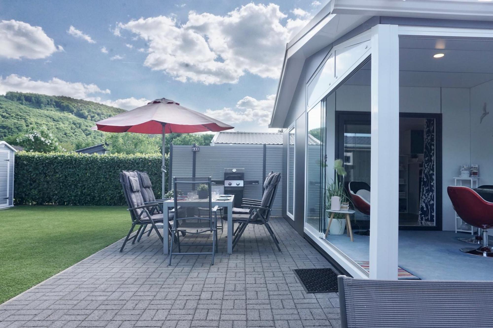 Ferienhaus Ufergeheimnis Am Guelser Moselbogen I 2 Sz I 5 Gaeste I Badebucht I Grill I Garten Coblence Extérieur photo