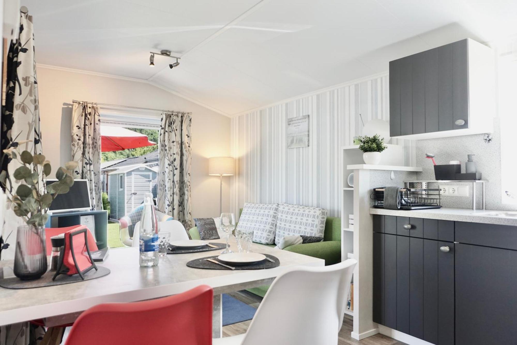 Ferienhaus Ufergeheimnis Am Guelser Moselbogen I 2 Sz I 5 Gaeste I Badebucht I Grill I Garten Coblence Extérieur photo